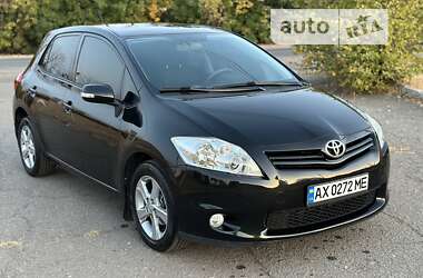 Хетчбек Toyota Auris 2012 в Харкові