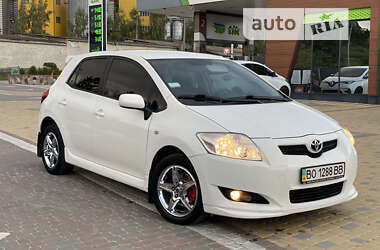 Хетчбек Toyota Auris 2008 в Підволочиську