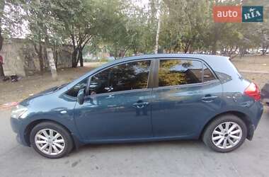 Хэтчбек Toyota Auris 2008 в Днепре