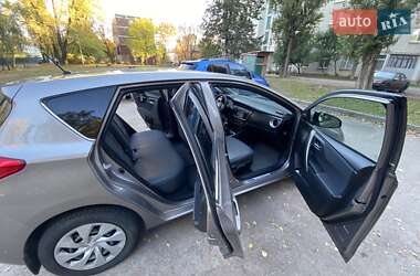 Хэтчбек Toyota Auris 2014 в Киеве