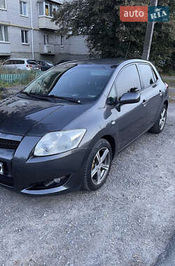 Хэтчбек Toyota Auris 2007 в Виннице