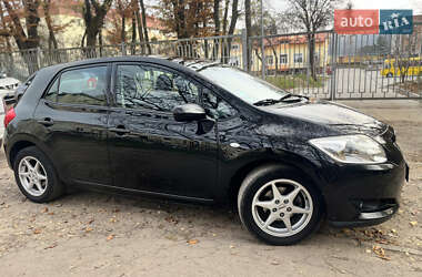 Хетчбек Toyota Auris 2009 в Львові