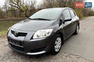 Хэтчбек Toyota Auris 2007 в Черкассах