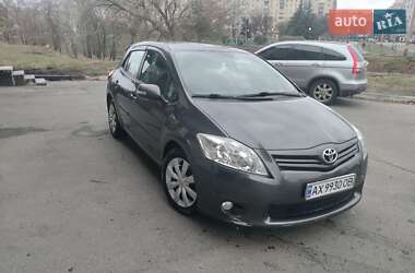 Toyota Auris 2010