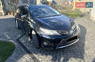 Универсал Toyota Auris 2013 в Дубно