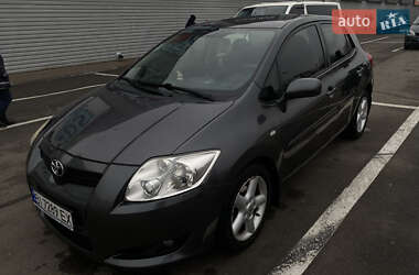 Хетчбек Toyota Auris 2008 в Полтаві