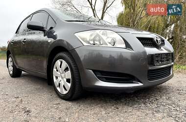 Хэтчбек Toyota Auris 2007 в Черкассах