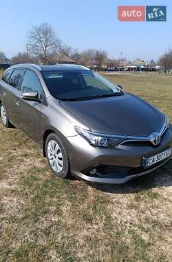 Toyota Auris 2016