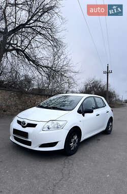 Хетчбек Toyota Auris 2008 в Кам'янці