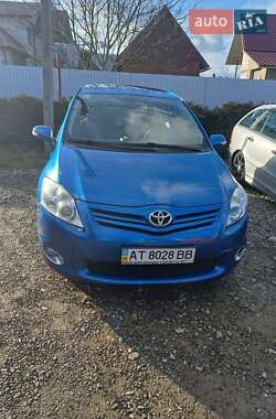 Toyota Auris 2011