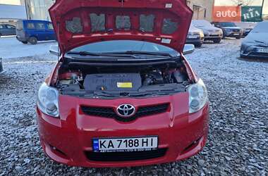 Хэтчбек Toyota Auris 2007 в Смеле