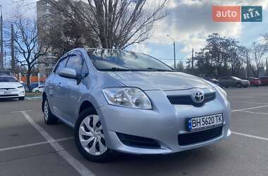 Хэтчбек Toyota Auris 2009 в Одессе