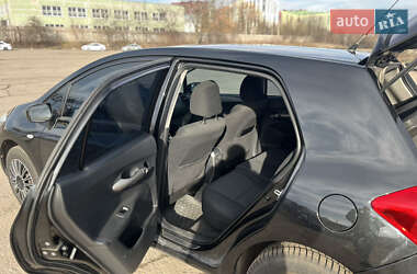 Хэтчбек Toyota Auris 2008 в 