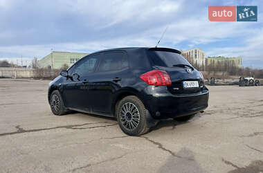Хэтчбек Toyota Auris 2008 в 