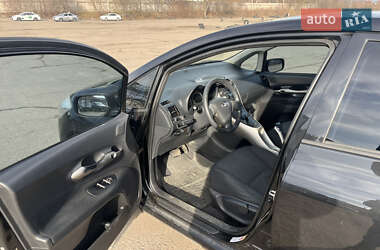 Хэтчбек Toyota Auris 2008 в 