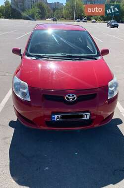 Хэтчбек Toyota Auris 2009 в Запорожье