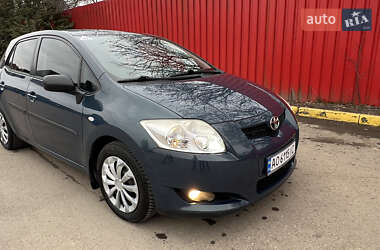 Хетчбек Toyota Auris 2008 в Ужгороді