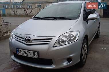 Toyota Auris 2012