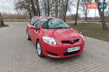 Хэтчбек Toyota Auris 2008 в Конотопе