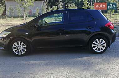 Хэтчбек Toyota Auris 2008 в 