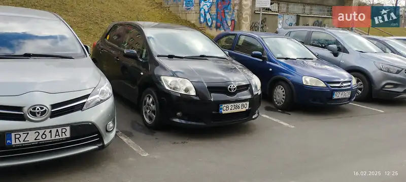 Toyota Auris