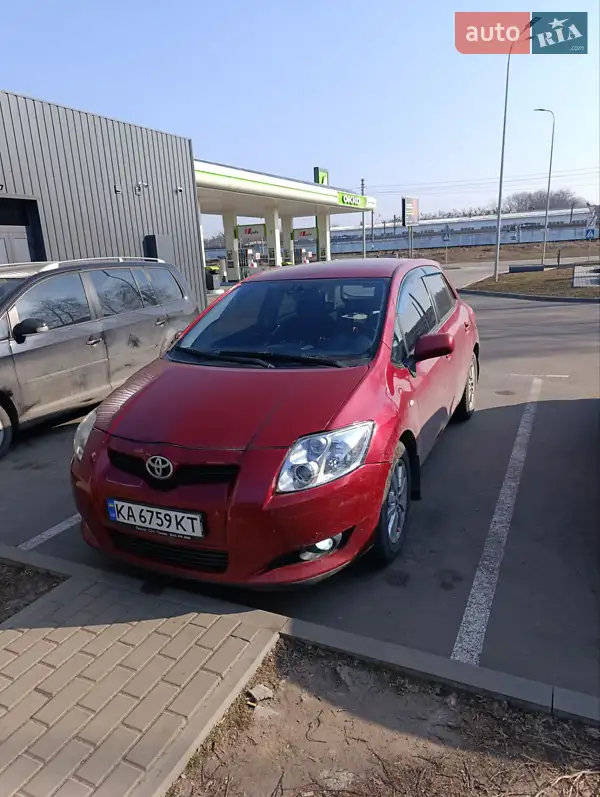 Toyota Auris