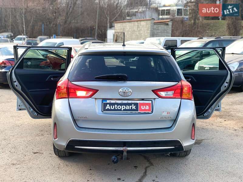 Универсал Toyota Auris 2014 в Виннице