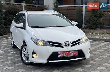 Універсал Toyota Auris 2015 в Стрию