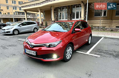 Хетчбек Toyota Auris 2016 в Києві