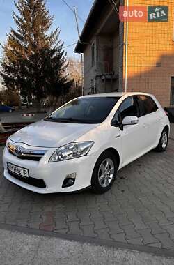 Хэтчбек Toyota Auris 2011 в Малине