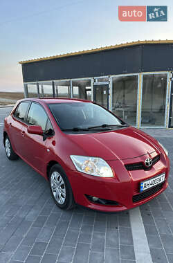 Хетчбек Toyota Auris 2008 в Мостиській