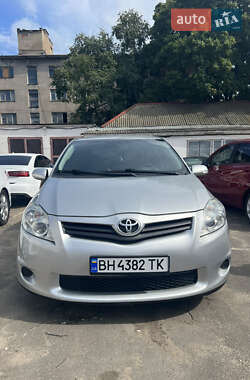 Хетчбек Toyota Auris 2012 в Одесі