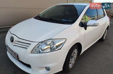 Toyota Auris 2011 Toyota Auris 2011