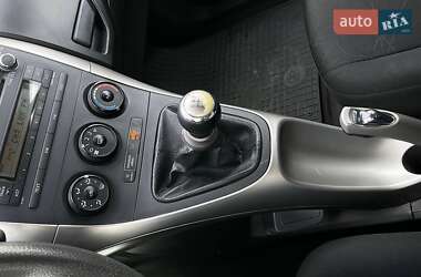 Хэтчбек Toyota Auris 2008 в 