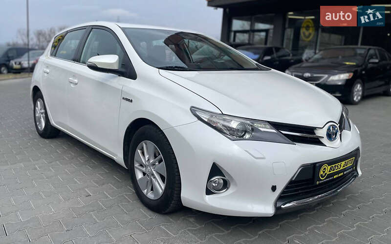 Toyota Auris 2014