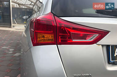 Универсал Toyota Auris 2014 в 