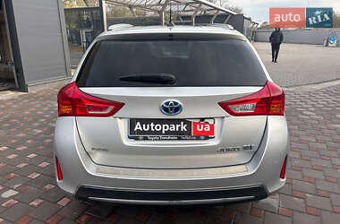 Универсал Toyota Auris 2014 в 
