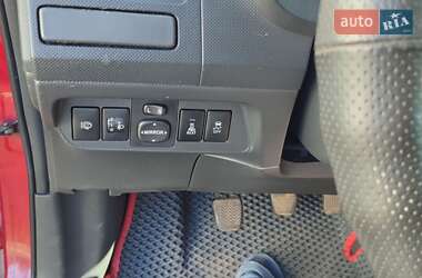 Хэтчбек Toyota Auris 2008 в 