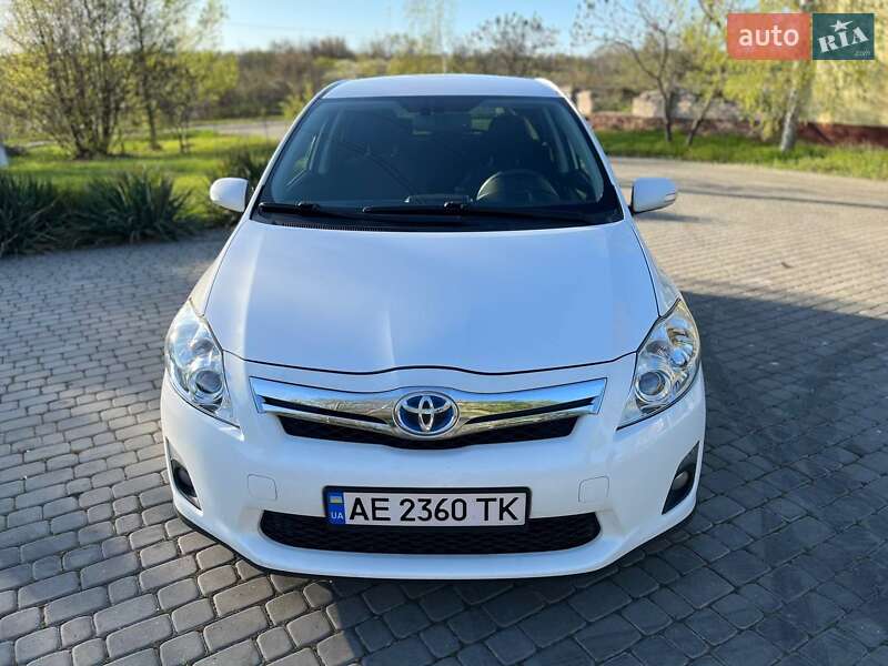 Toyota Auris 2011