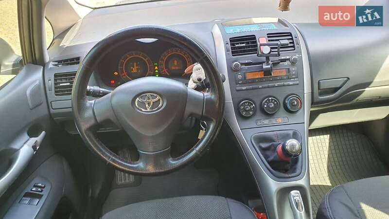 Хэтчбек Toyota Auris 2008 в Ужгороде