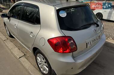 Хетчбек Toyota Auris 2007 в 