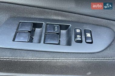 Хэтчбек Toyota Auris 2007 в 