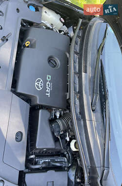 Хэтчбек Toyota Auris 2007 в 