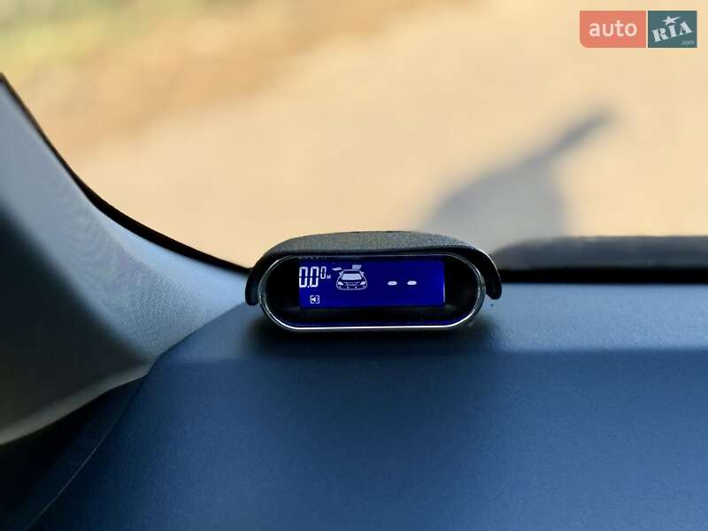 Хетчбек Toyota Auris 2012 в Черкасах