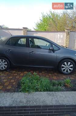 Хэтчбек Toyota Auris 2008 в 