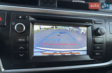 Універсал Toyota Auris 2014 в 