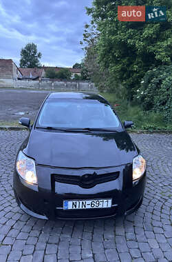 Хетчбек Toyota Auris 2009 в 