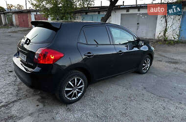 Хэтчбек Toyota Auris 2008 в 