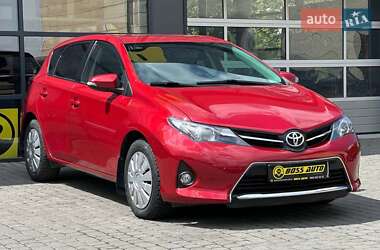 Хэтчбек Toyota Auris 2013 в Ивано-Франковске