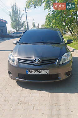 Toyota Auris 2011 Toyota Auris 2011